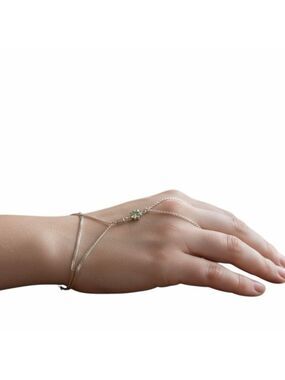 Avon Delicate Silver Star Bracelet